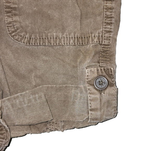 OLD NAVY Brown Cargo Shorts - Picture 2 of 4